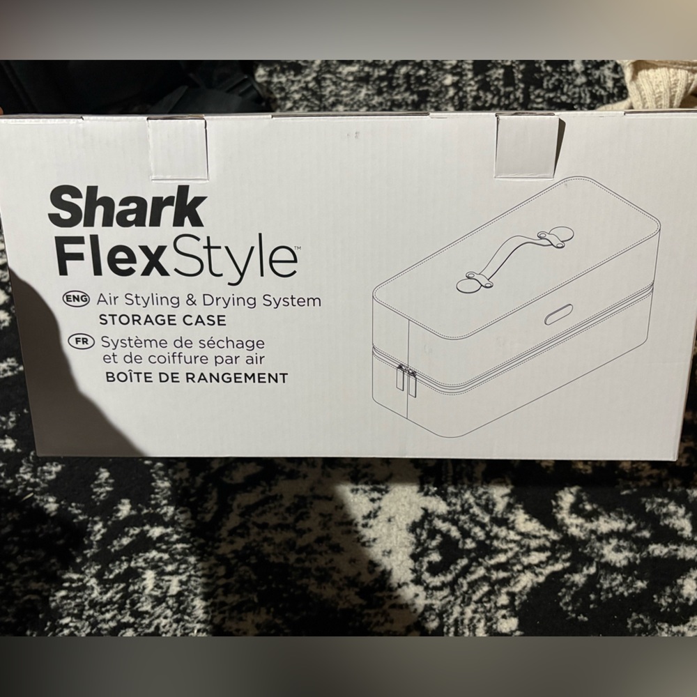 NEW SHARK FLEX STYLE STORAGE CASE AND ATTACHMENTS